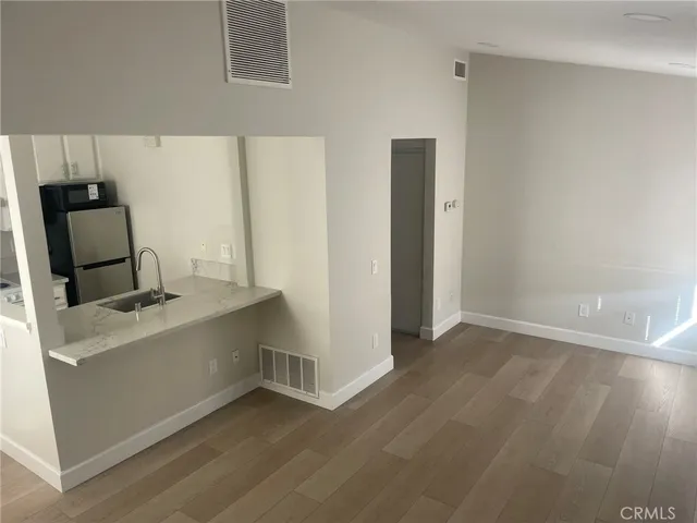 $1,950 | 3703 Country Oaks Loop, Unit B, Ontario, CA 91761