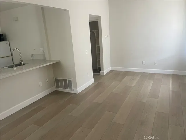 $1,950 | 3703 Country Oaks Loop, Unit B, Ontario, CA 91761