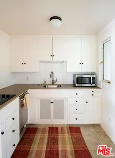 $6,750,000 | 467 West Vía Lola, Palm Springs, CA 92262