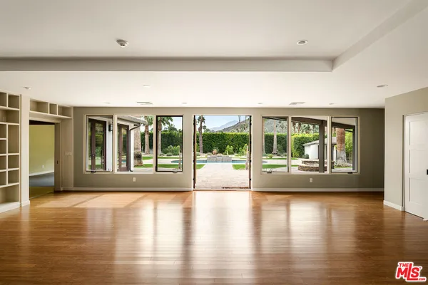 $6,750,000 | 467 West VÃa Lola, Palm Springs, CA 92262
