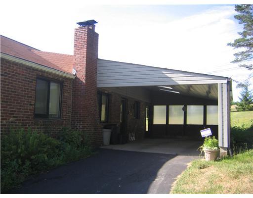 105 McCutcheon Road Coraopolis, PA 15108 - Photo 2 of 8 Exterior Front.