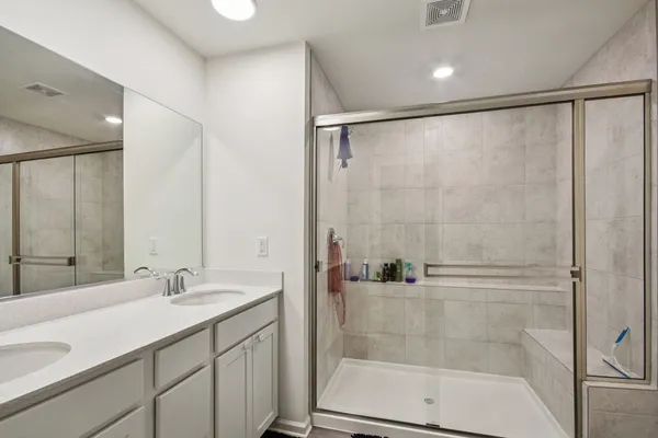 $389,000 | 1077 Moraine Drive, South Elgin, IL 60177