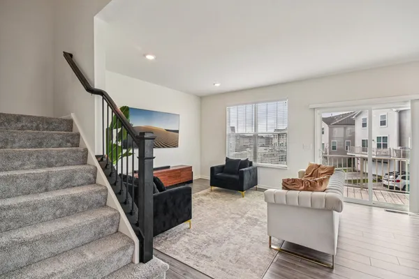 $389,000 | 1077 Moraine Drive, South Elgin, IL 60177