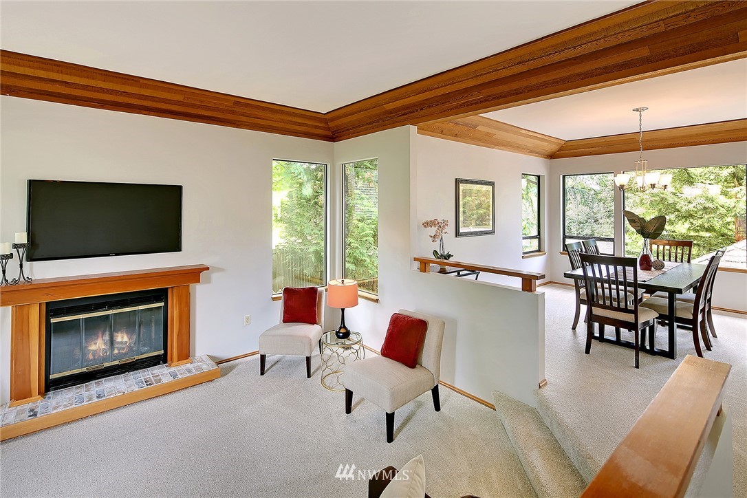 2817 Cedar Avenue South Renton, WA 98055 - Photo 2 of 25 Gallery Image 2