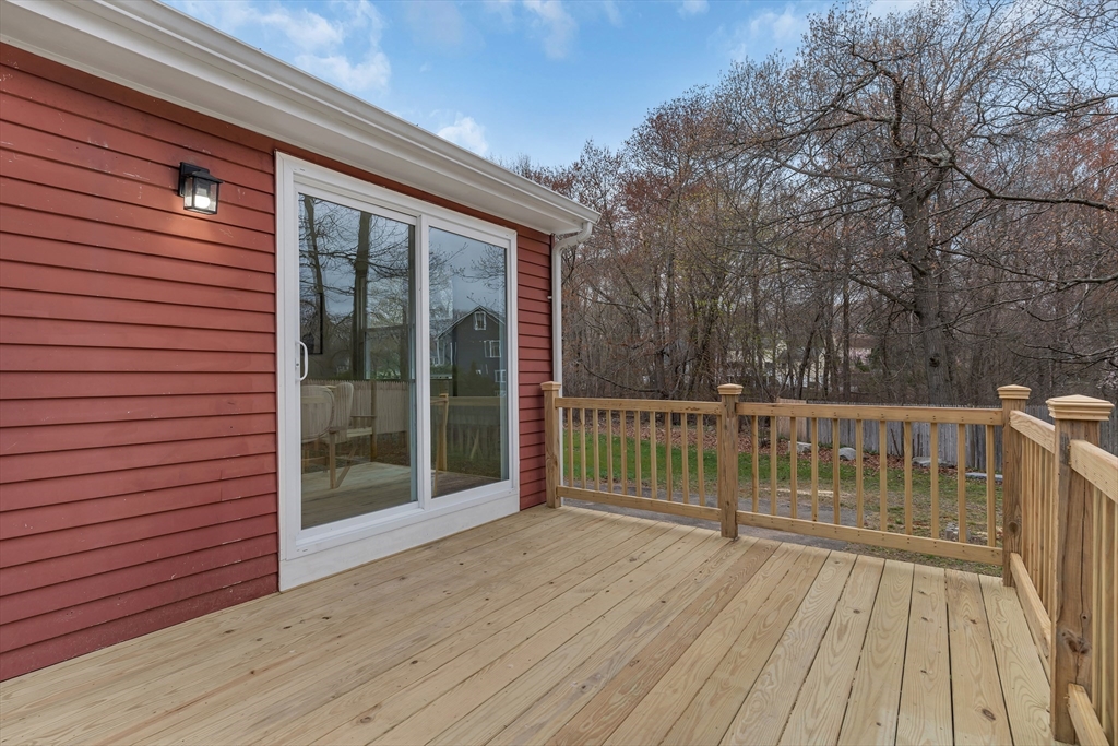 40 Brick Kiln Road North Attleboro, MA 02760 - Photo 9 of 33