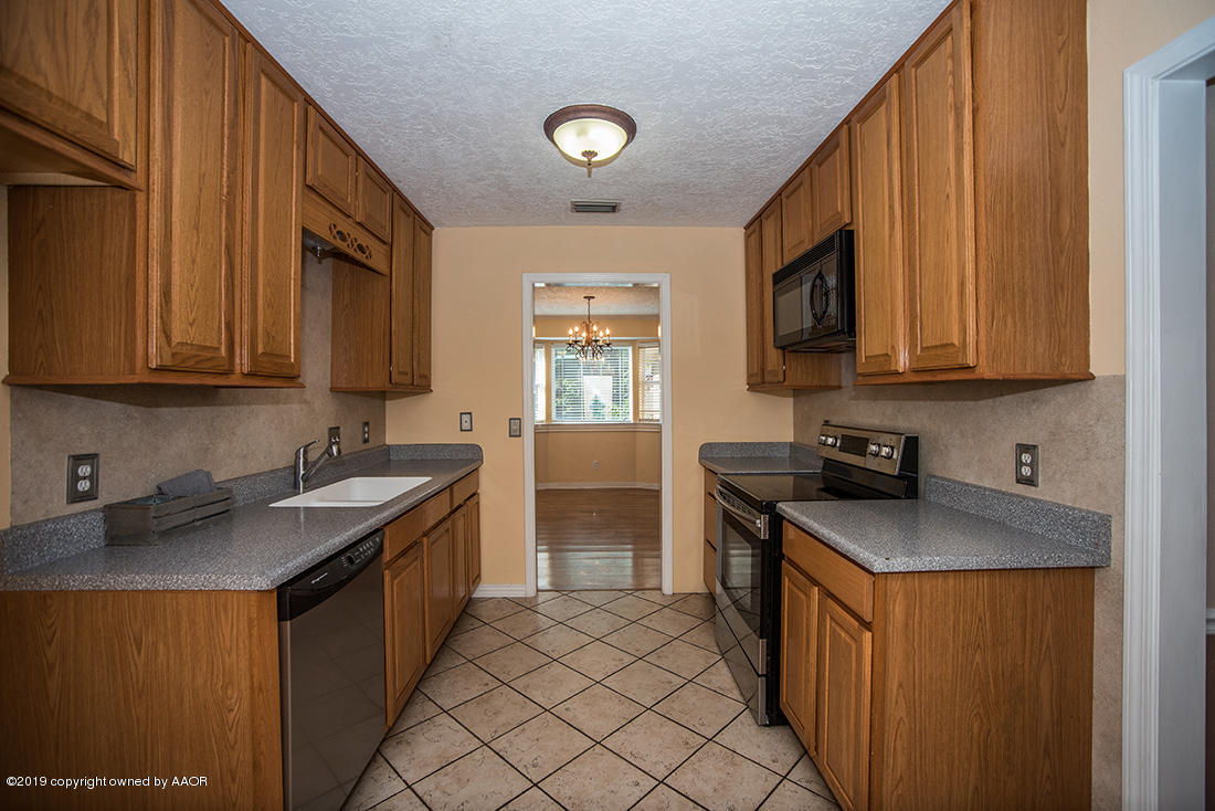 6602 Drexel Road Amarillo, TX 79109 - Photo 12 of 26 JKS_6056