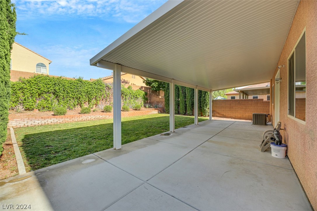 7101 Flagstaff Ranch Street Las Vegas, NV 89166 - Photo 34 of 36