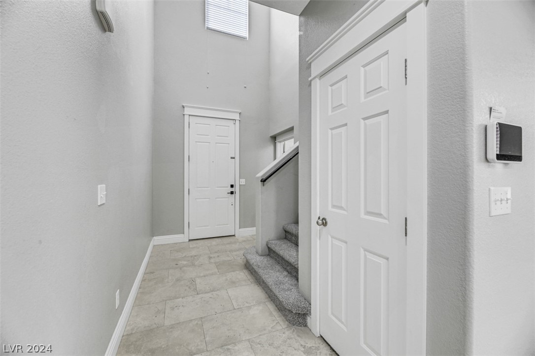 7101 Flagstaff Ranch Street Las Vegas, NV 89166 - Photo 6 of 36