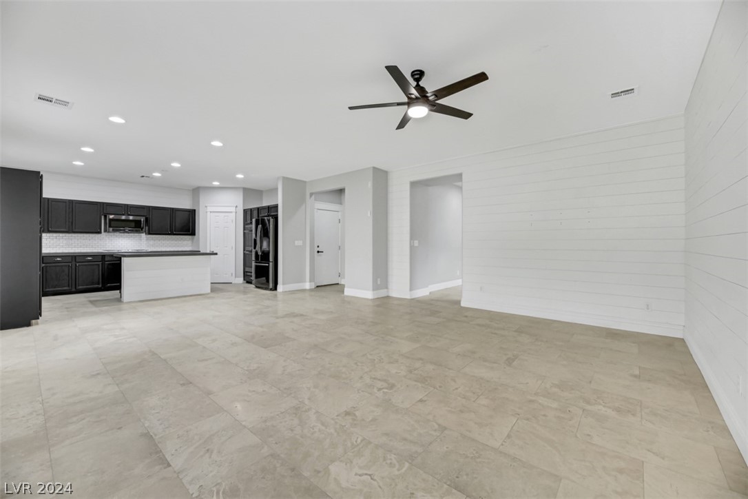 7101 Flagstaff Ranch Street Las Vegas, NV 89166 - Photo 10 of 36