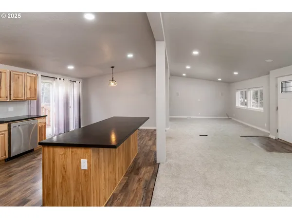$344,999 | 51488 Hann Road, La Pine, OR 97739