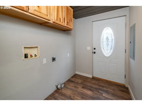 $344,999 | 51488 Hann Road, La Pine, OR 97739