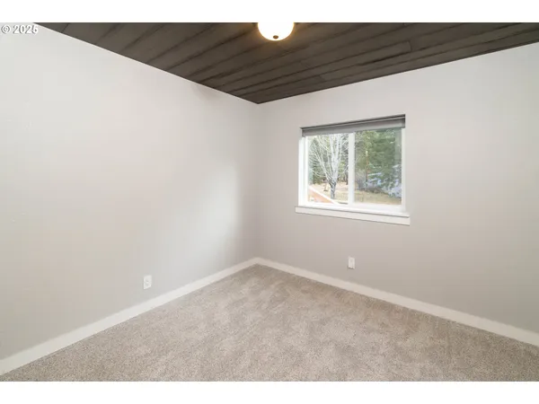 $344,999 | 51488 Hann Road, La Pine, OR 97739