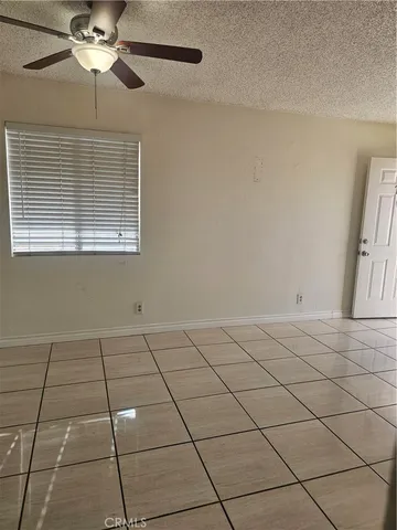 $2,300 | 38000 17th Street East, Unit 16, Palmdale, CA 93550