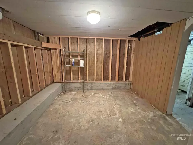 $220,000 | 318 Maple Street, Clarkston, WA 99403