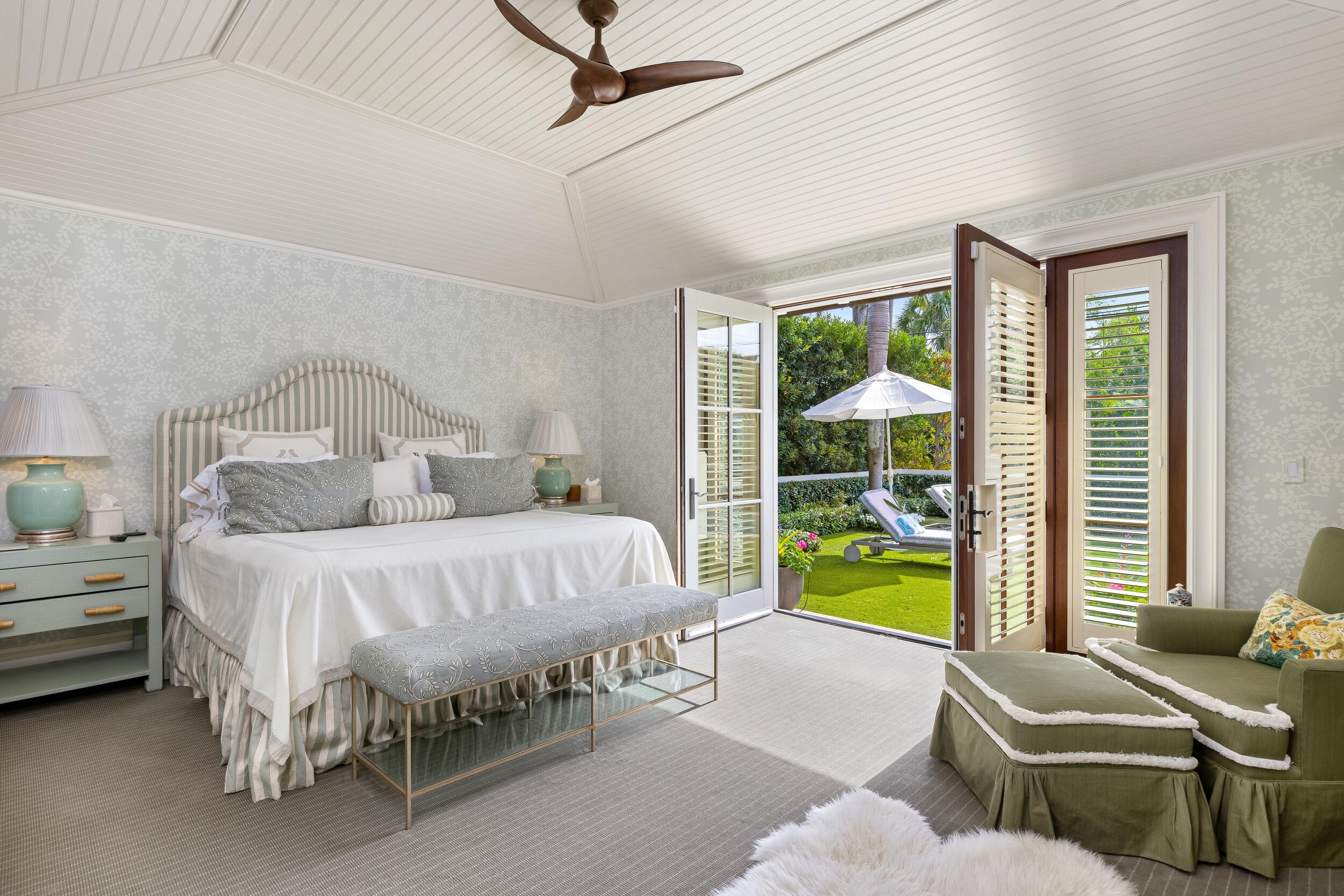 258 List Road Palm Beach, FL 33480 - Photo 28 of 49 Primary Bedroom