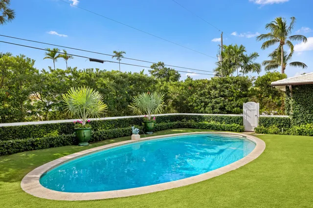 $13,900,000 | 258 List Road, Palm Beach, FL 33480