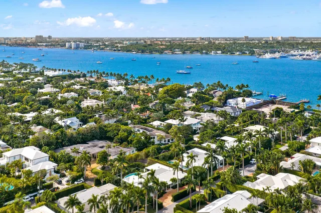 $13,900,000 | 258 List Road, Palm Beach, FL 33480