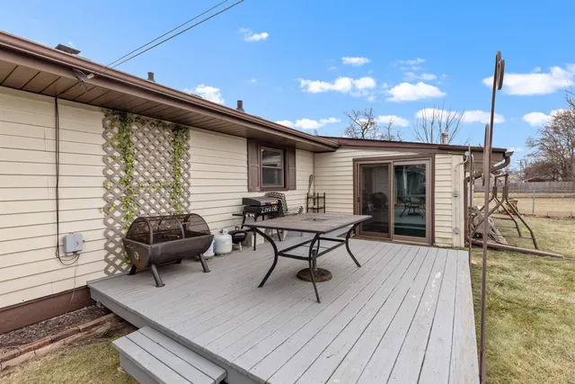 $175,000 | 6326 1st Street, Loves Park, IL 61111