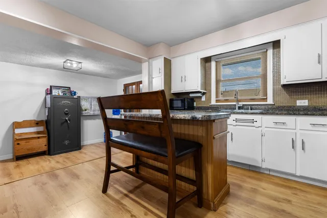 $175,000 | 6326 1st Street, Loves Park, IL 61111