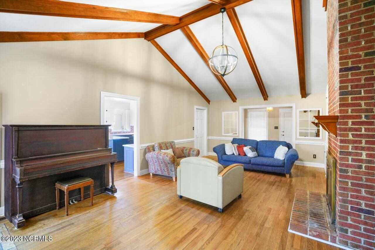 2703 Ridge Road Northwest Wilson, NC 27896 - Photo 7 of 33 Great Room 3