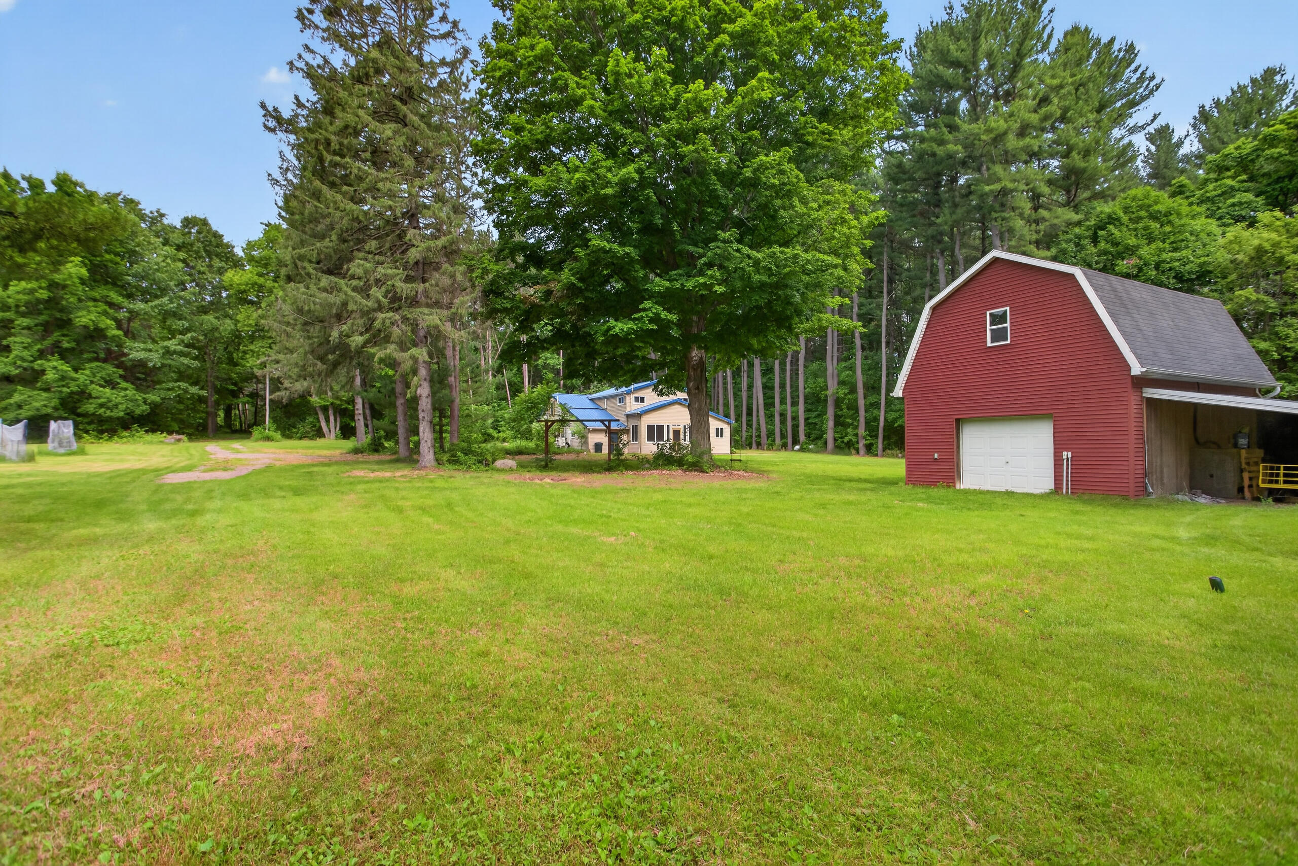 8727 Lansing Avenue Rives Junction, MI 49277 - Photo 6 of 13 IMG_2933