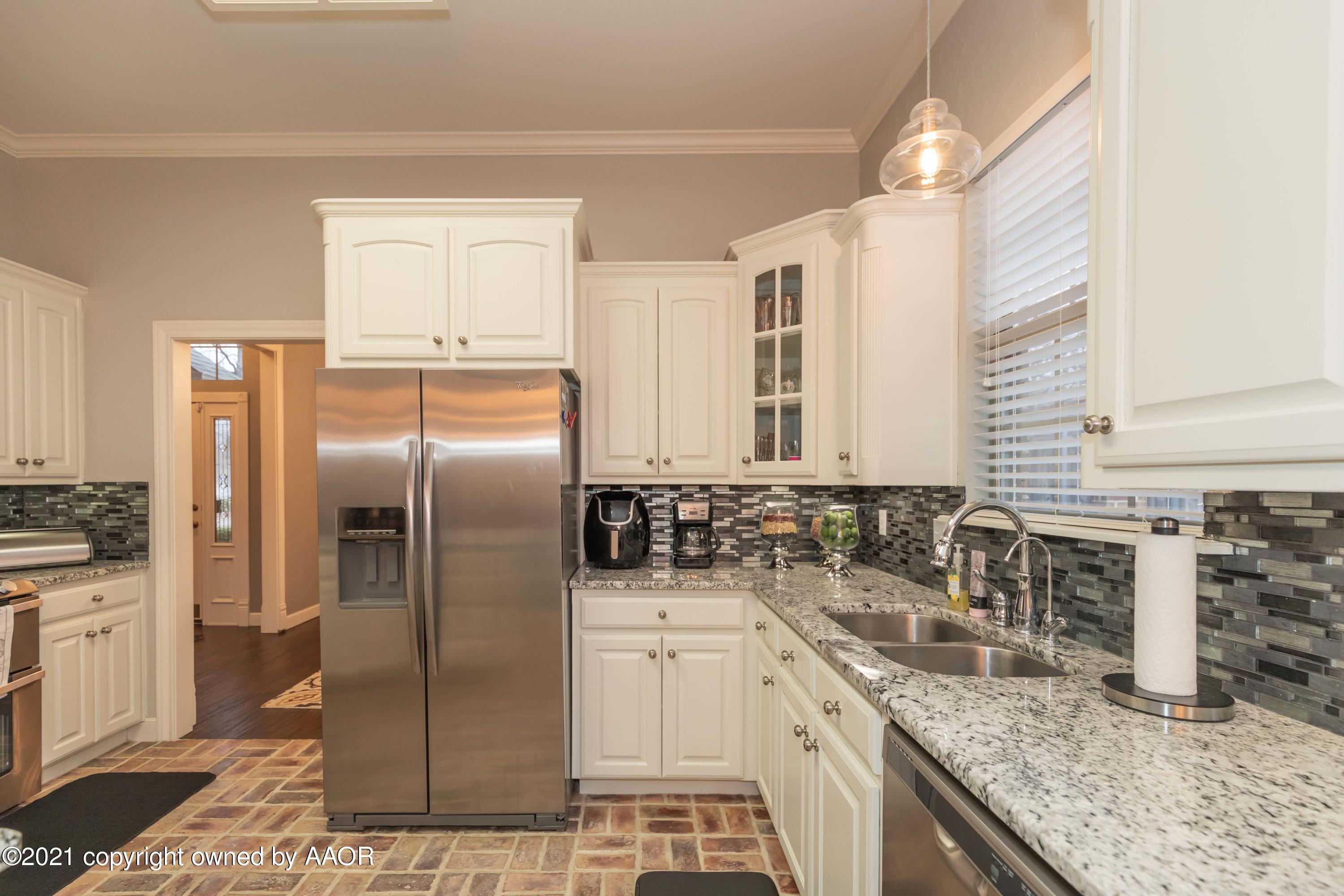 7507 Bayswater Road Amarillo, TX 79119 - Photo 15 of 55 KITCHEN VIEW 2