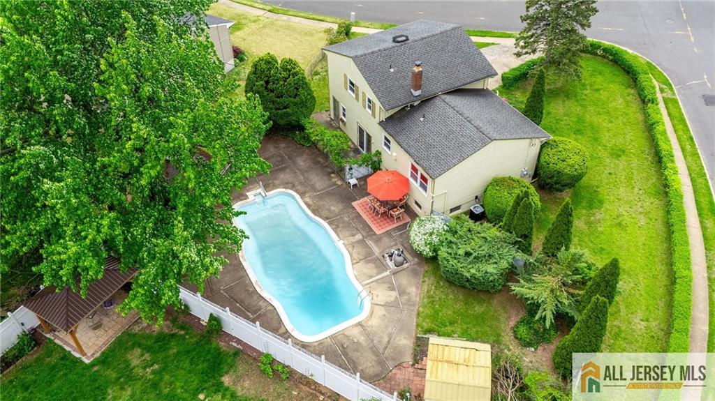 2 Moryan Road Edison, NJ 08817 - Photo 11 of 41
