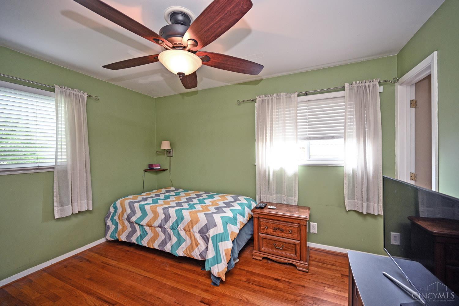 8265 Forest Road Cincinnati, OH 45255 - Photo 17 of 34