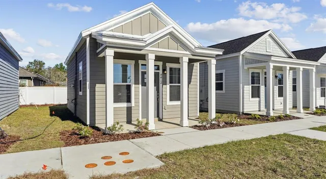 $2,251 | 6499 Southwest 44th Street, Unit PINEHURST, Gainesville, FL 32608