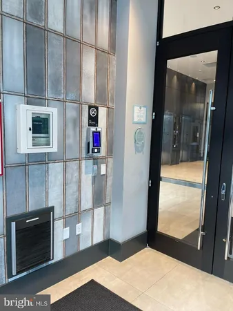 $3,900 | 1761 Old Meadow Road, Unit 212, McLean, VA 22102