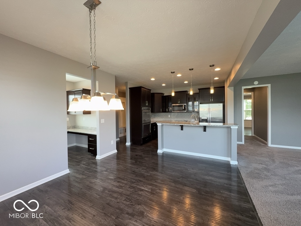 15538 Garrano Lane Fishers, IN 46040 - Photo 12 of 57