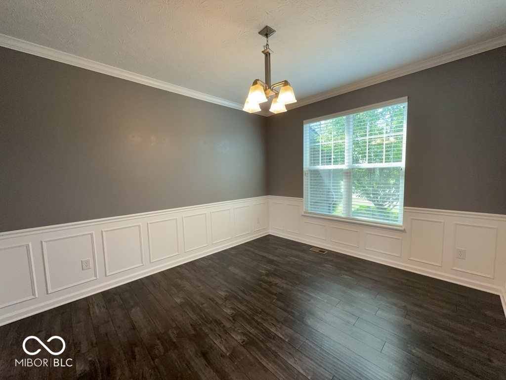 15538 Garrano Lane Fishers, IN 46040 - Photo 5 of 57