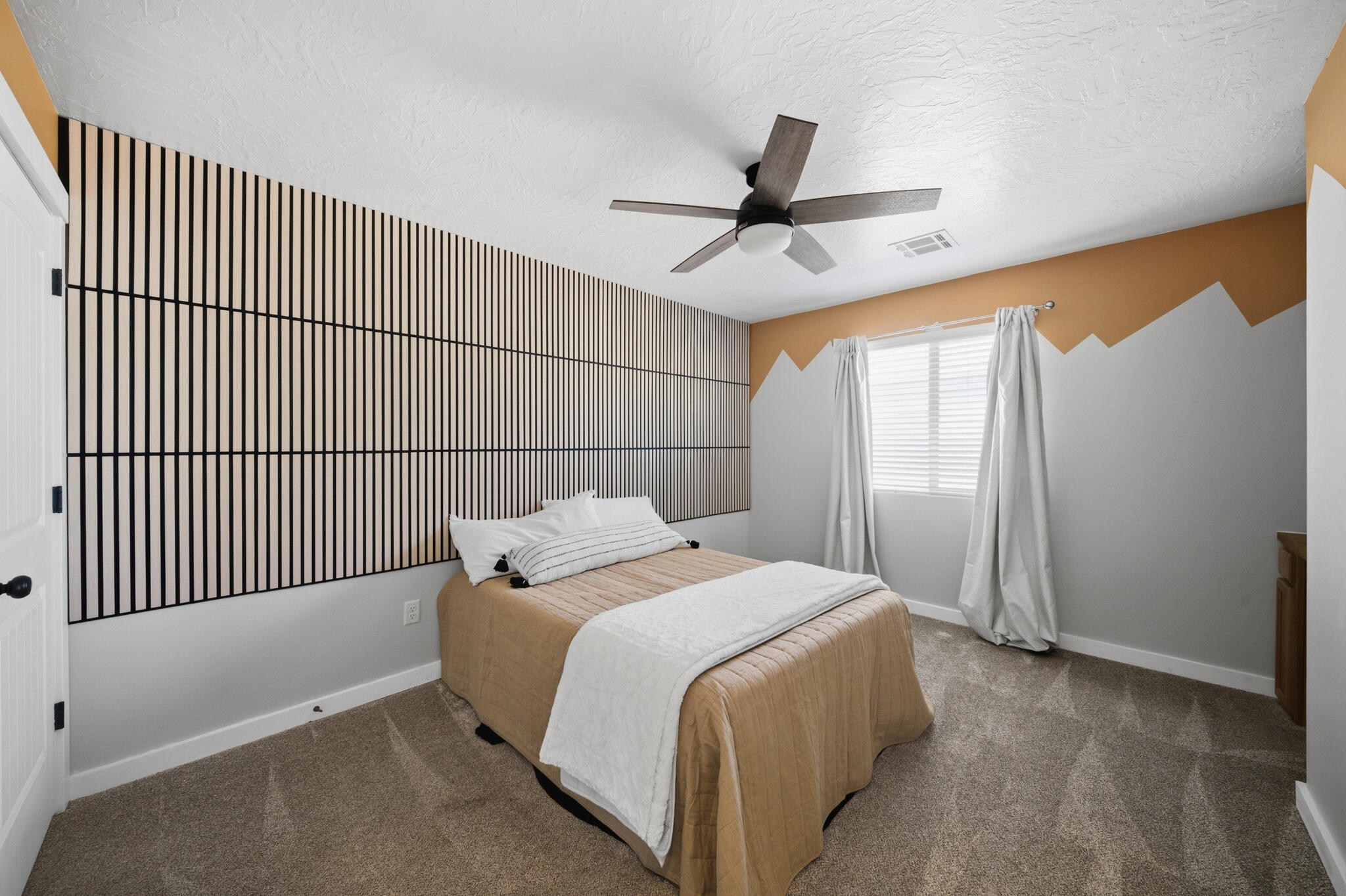 5907 Vega Way St. George, UT 84790 - Photo 20 of 32 DSC_0597