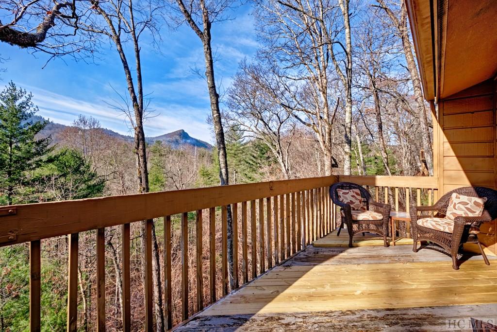 81 Emerald Ridge Road, Unit 39 Sapphire, NC 28774 - Photo 10 of 19 Gallery Image 10