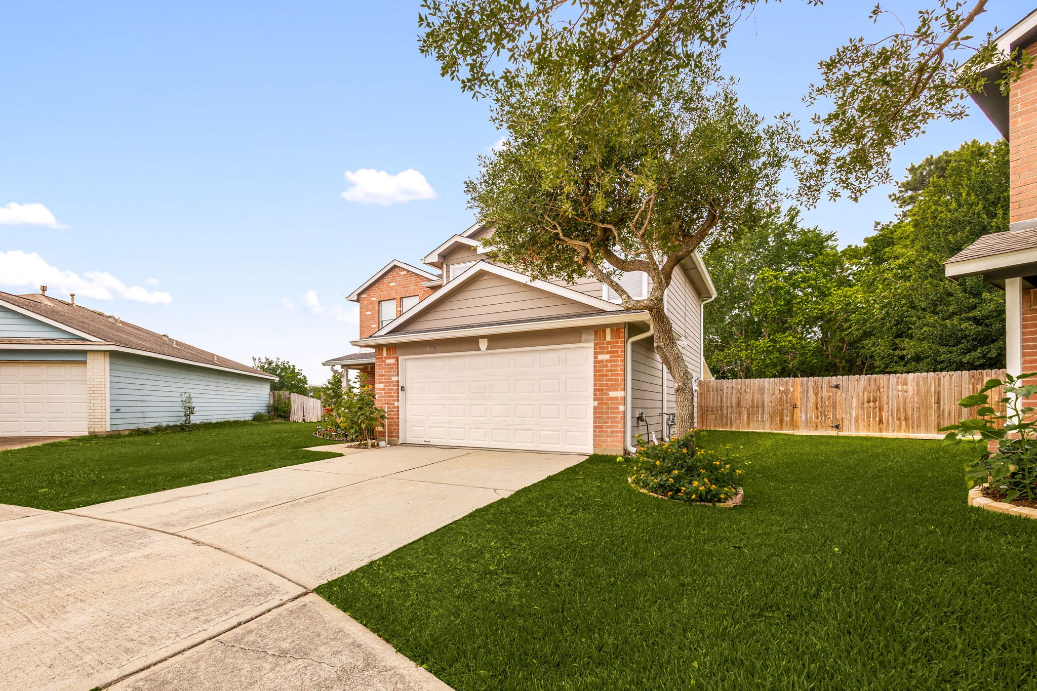 1930 Emerald Pathway Drive Spring, TX 77388 - Photo 3 of 38