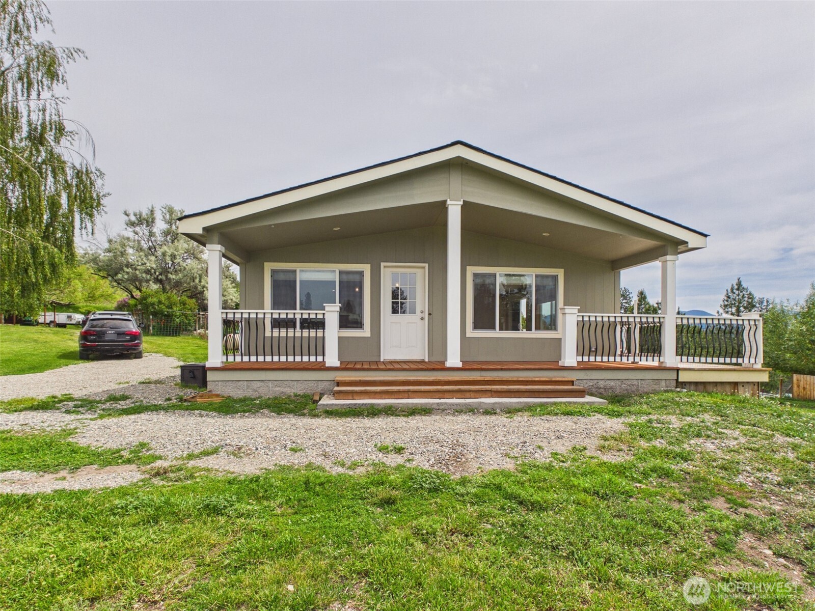 220 Center Road Republic, WA 99166 - Photo 1 of 40