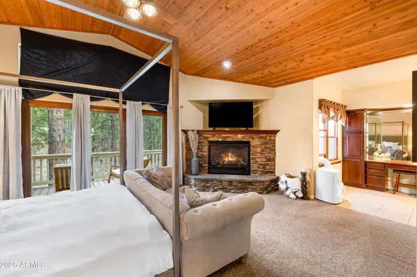 $1,750,000 | 1018 North Amberwood Street, Flagstaff, AZ 86004