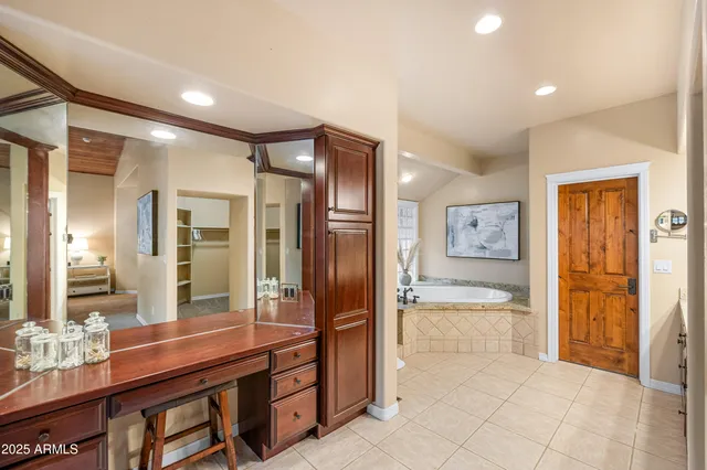 a view of utility room