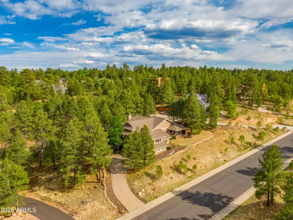 $1,750,000 | 1018 North Amberwood Street, Flagstaff, AZ 86004