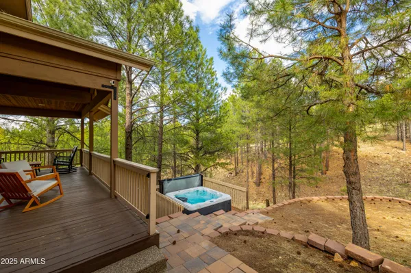 $1,750,000 | 1018 North Amberwood Street, Flagstaff, AZ 86004