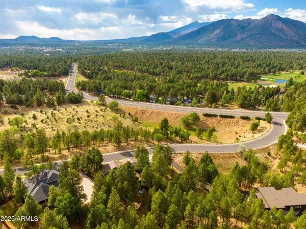 $1,750,000 | 1018 North Amberwood Street, Flagstaff, AZ 86004
