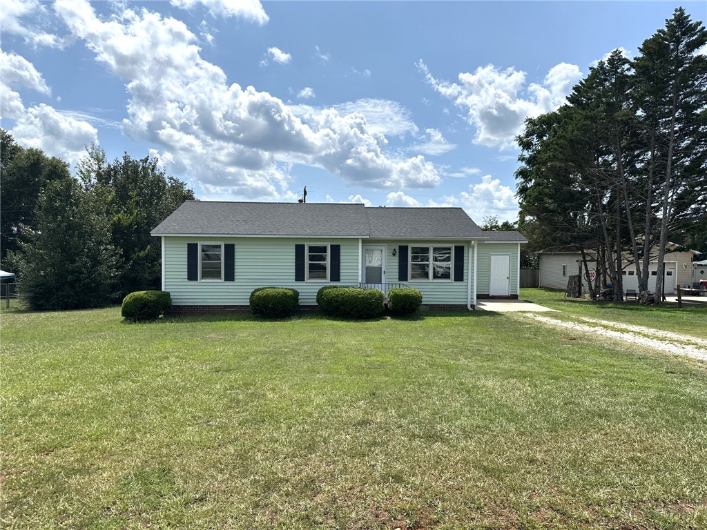 310 Kingsboro Road Anderson, SC 29626 - Photo 1 of 19 Gallery Image 1