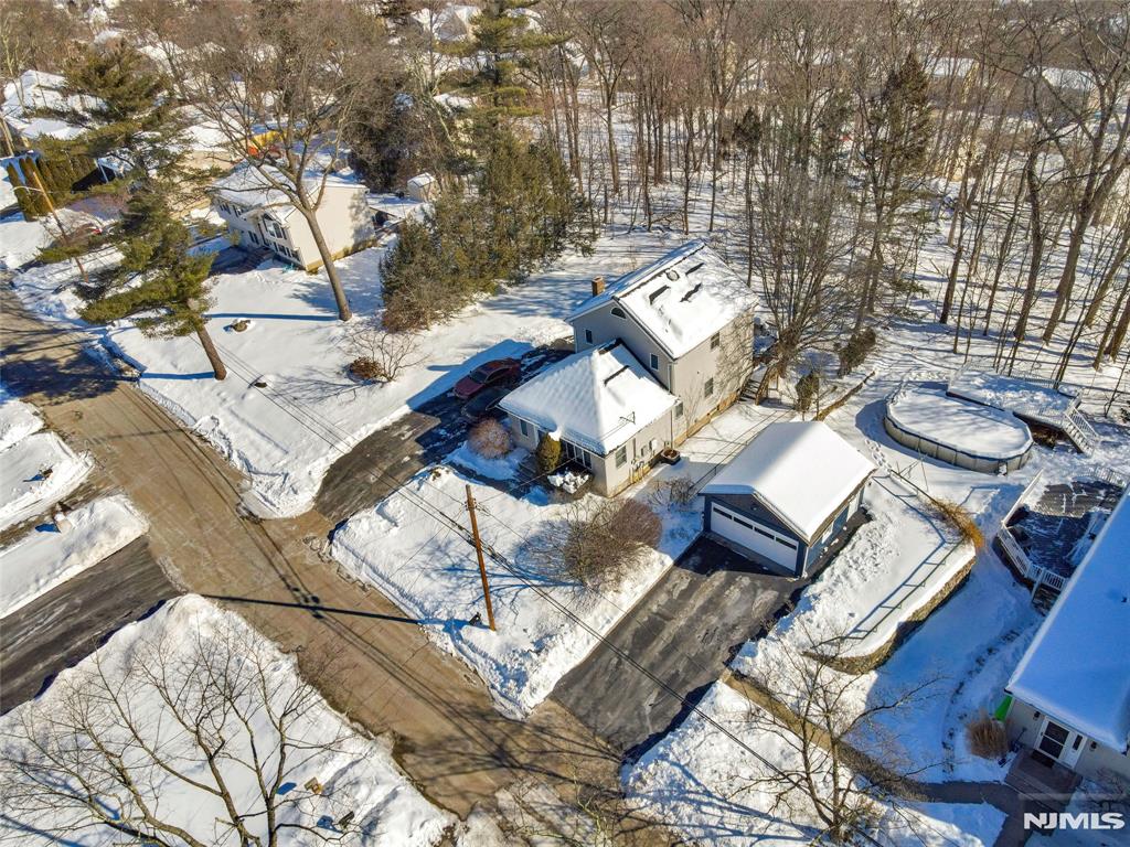 20 Center Street Butler, NJ 07405 - Photo 5 of 18