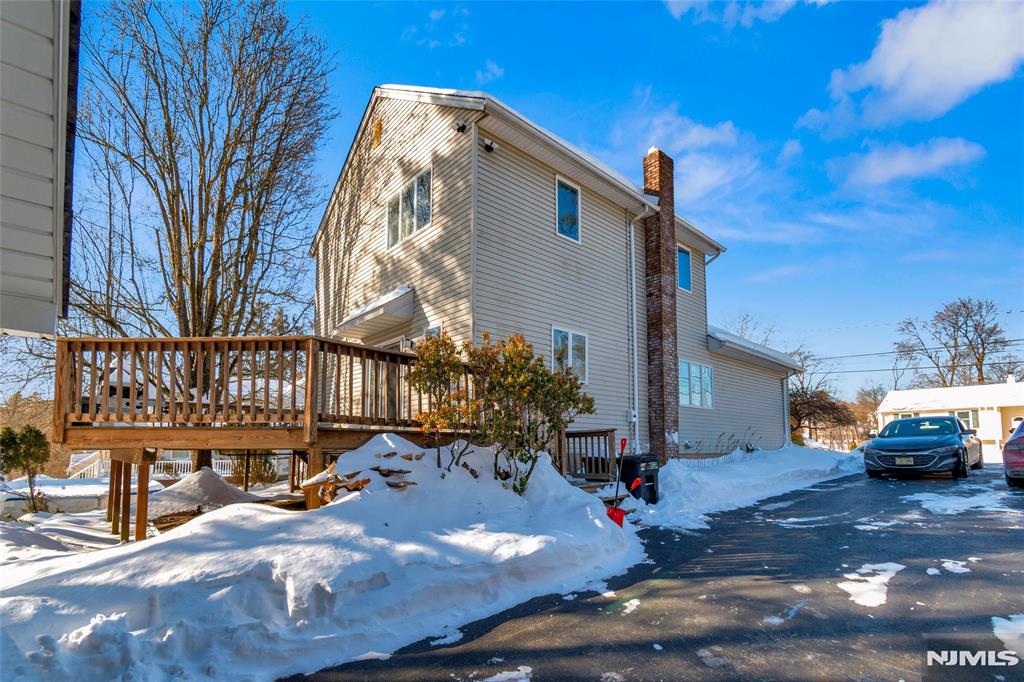 20 Center Street Butler, NJ 07405 - Photo 7 of 18