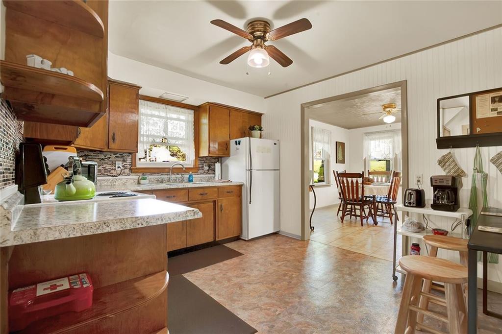 575 Stoystown Road Somerset, PA 15501 - Photo 11 of 27
