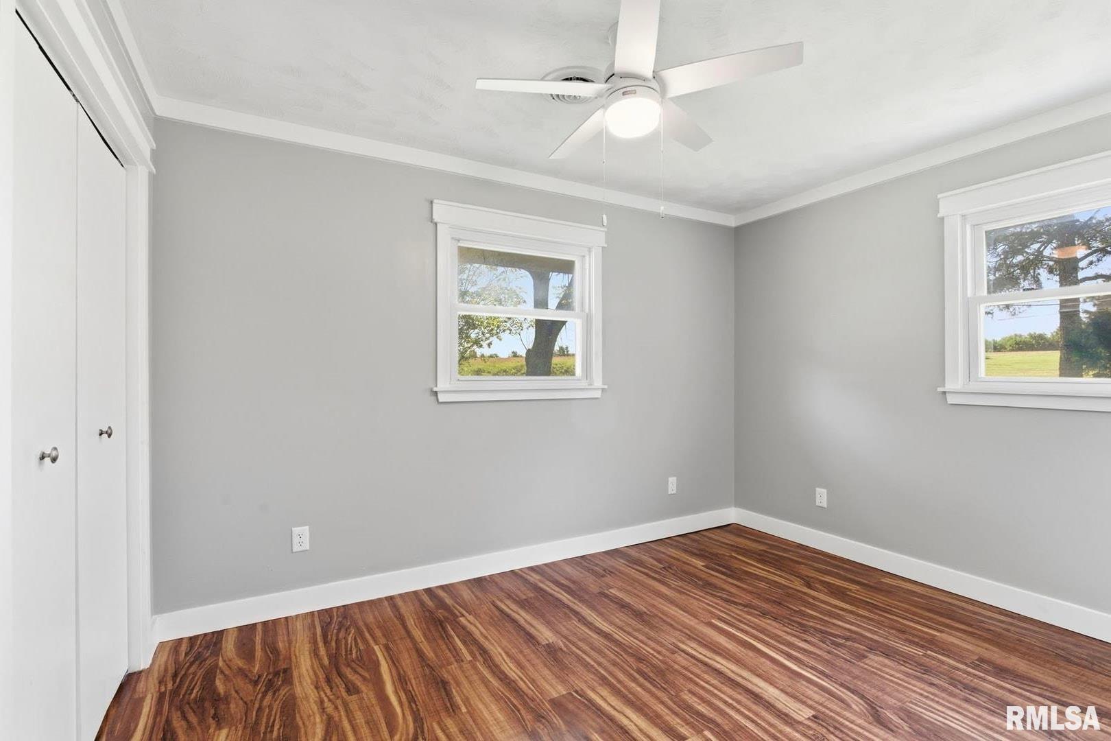 2585 Market Road Marion, IL 62959 - Photo 13 of 29