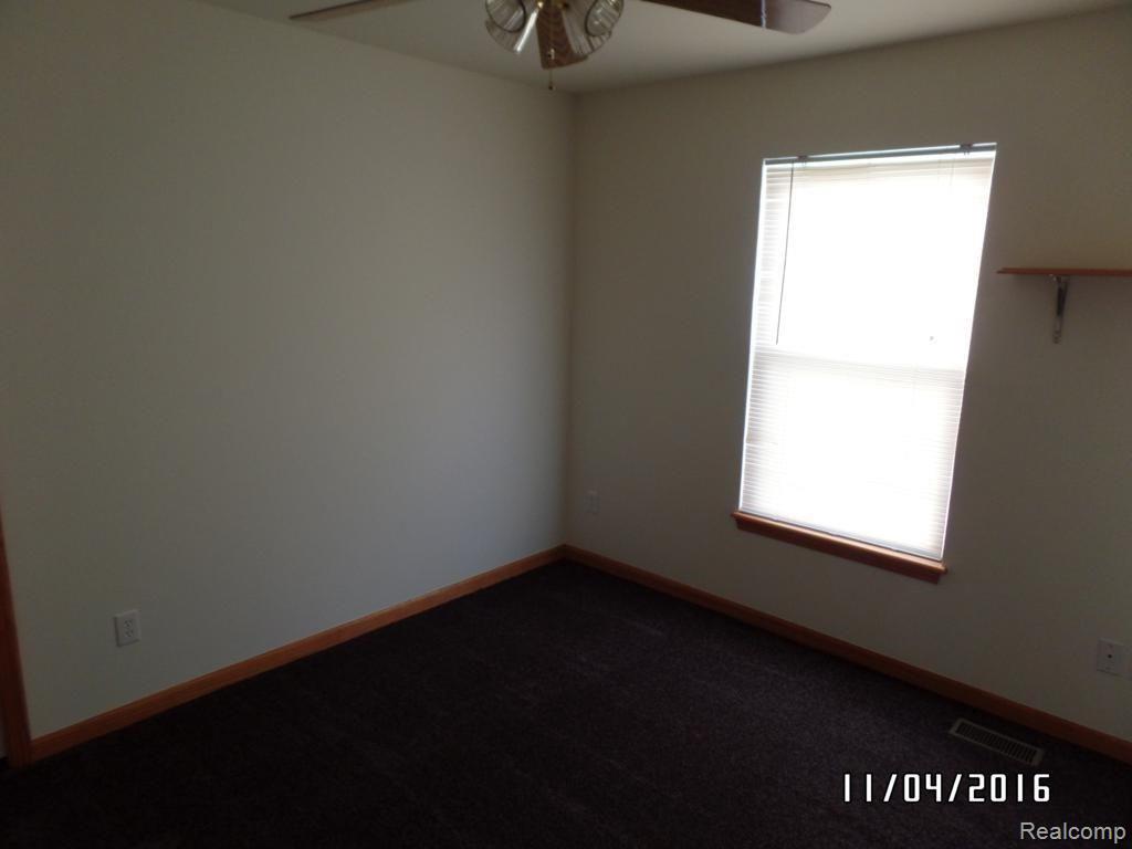 6320 North St Road Fort Gratiot, MI 48059 - Photo 24 of 59 6320 North Rd (24).jpg