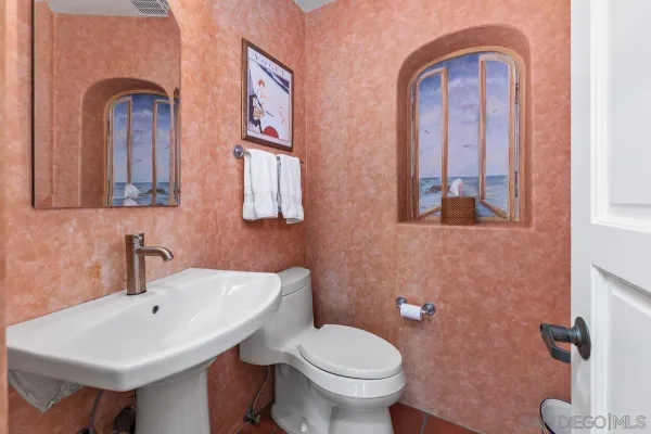 $6,175,000 | 5716 Dolphin Place, La Jolla, CA 92037