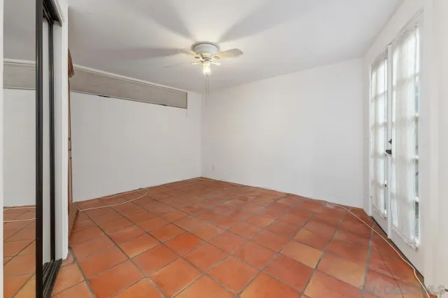 a view of a entryway of the house