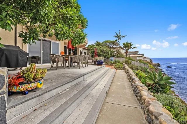 a view of a house with a garden